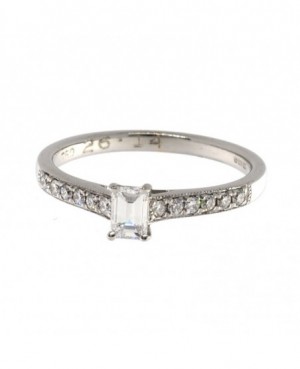 18ct Gold & Diamond Ring